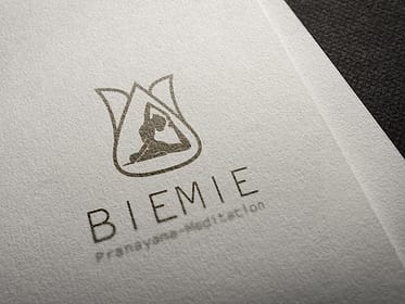Yoga & healthe care business logo